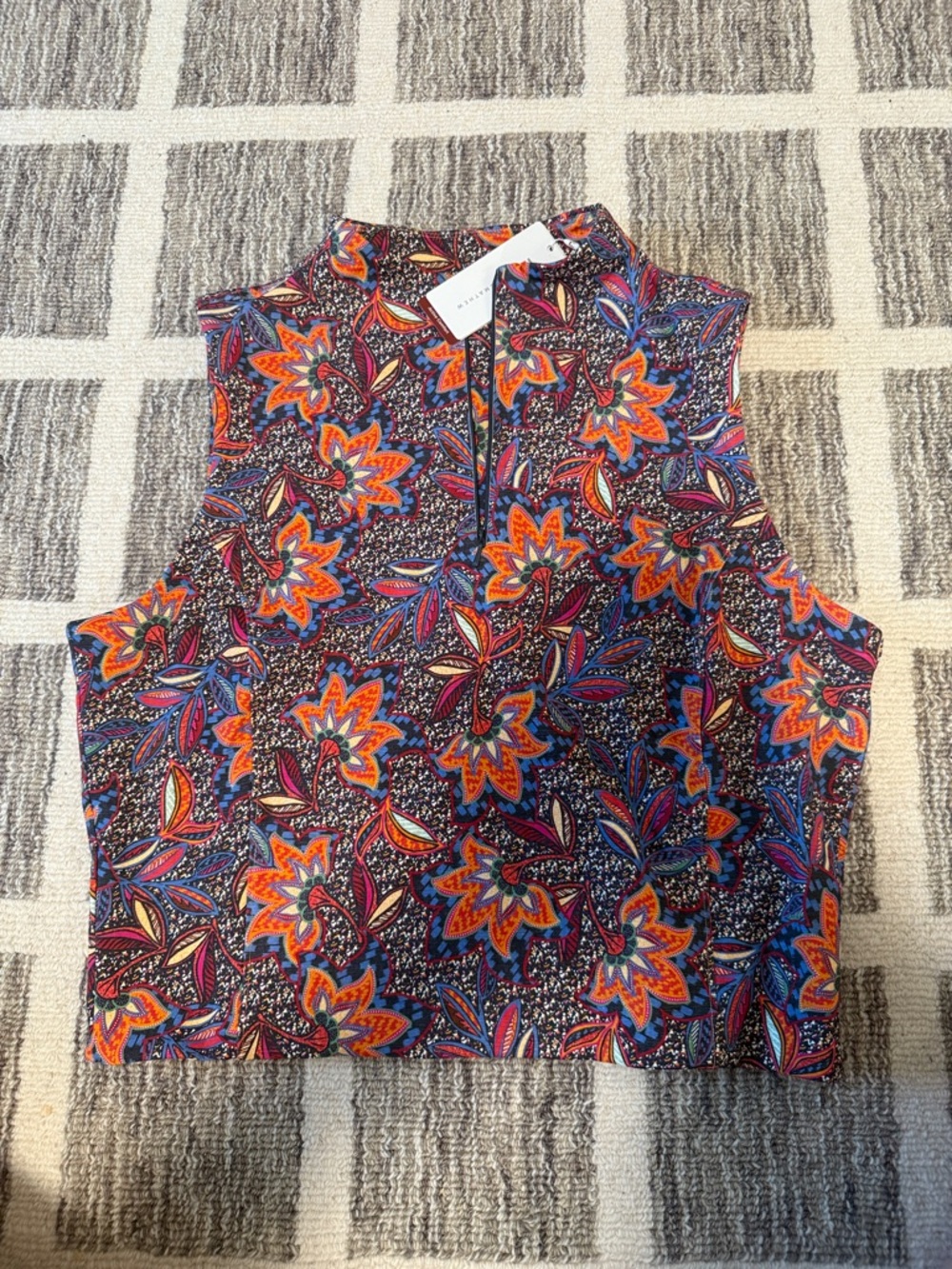 NWT Travis Mathew Sleeveless Floral Zip Crop Top - Orange, Purple, Blue, size XL